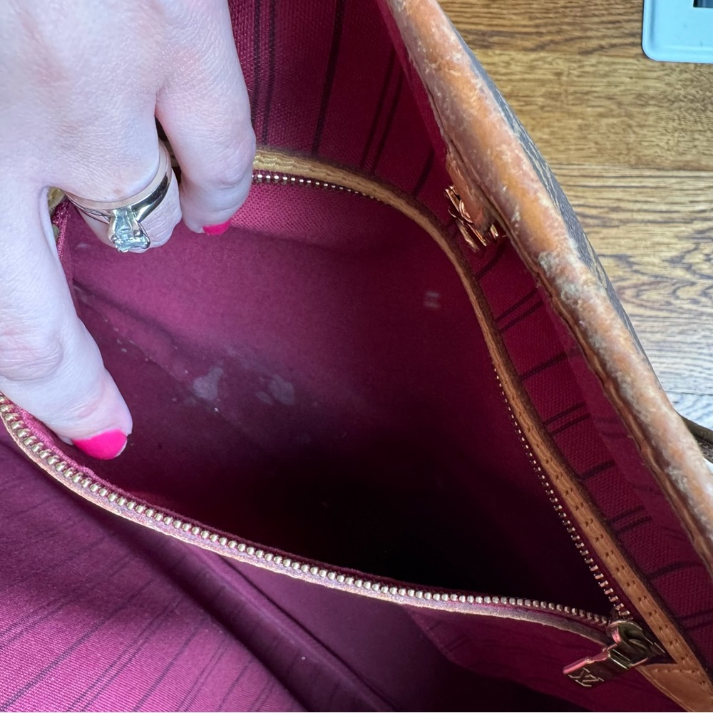 ❤️SOLD❤️ Louis Vuitton Classic Monogram Neverfull MM Bag (w/ COA) - Picture 9 of 13